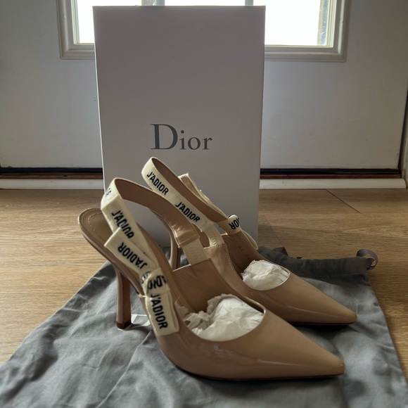 J'ADIOR SLINGBACK PUMP in Nude Patent Calfskin 10cm Heel - Picture 3 of 14